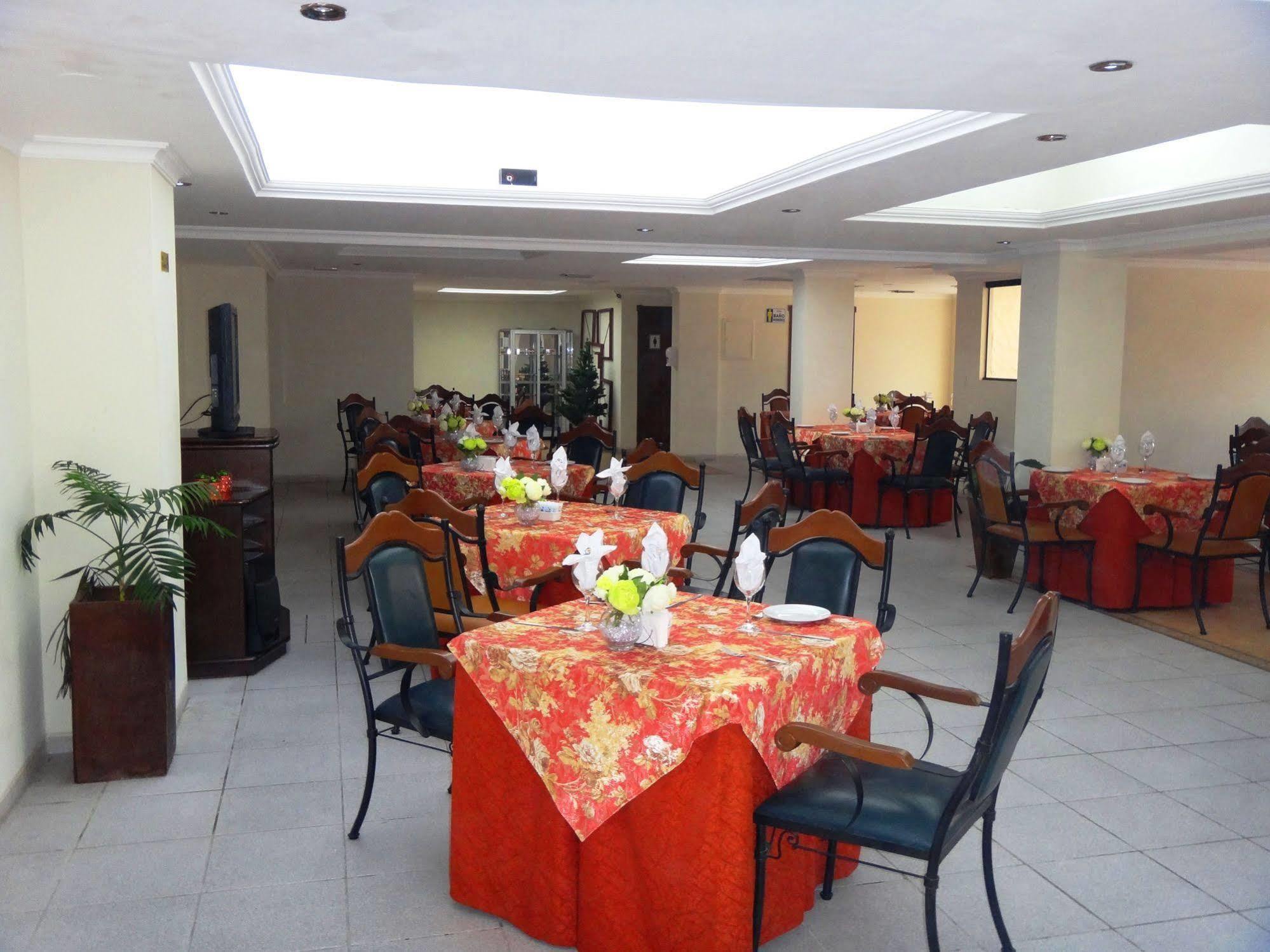 Paulistania Casa Blanca Hotel Santa Cruz de La Sierra Exterior photo