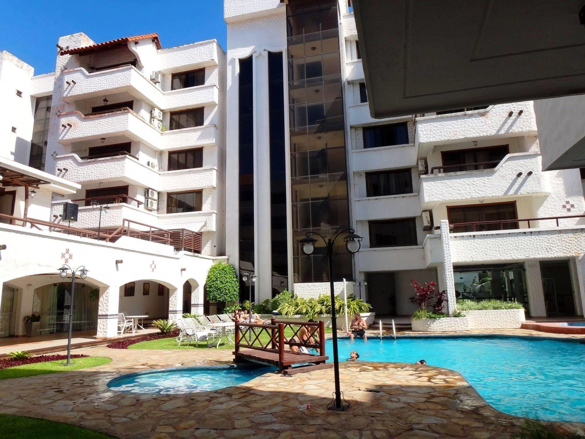 Paulistania Casa Blanca Hotel Santa Cruz de La Sierra Exterior photo